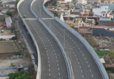 वाया एक्सप्रेसवे दिल्ली जाने वाली बसों का किराया 25% घटाया, अब देने होंगे इतने रुपये