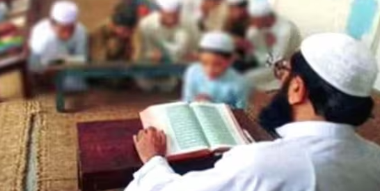 देहरादून समेत चार जिलों के सभी मदरसों की जांच के आदेश, बाहरी राज्यों के बच्चों को लाने का मामला