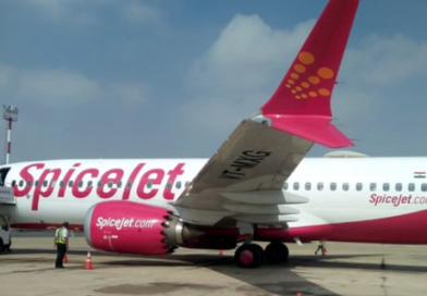 दिल्ली एयरपोर्ट पर दो विमान आपस में भिड़े, मच गई अफरा-तफरी, यात्री सुरक्षित