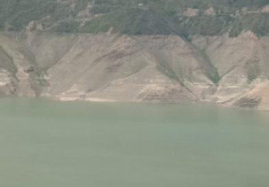 बढ़ती गर्मी का असर, टिहरी बांध का जलस्तर न्यूनतम स्तर पर पहुंचा, बिजली उत्पादन पर पड़ा प्रभाव