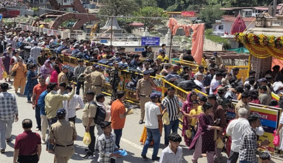 कैंची धाम में इस बार कम पहुंचे भक्त, प्रशासन की सख्ती के चलते दिखा असर