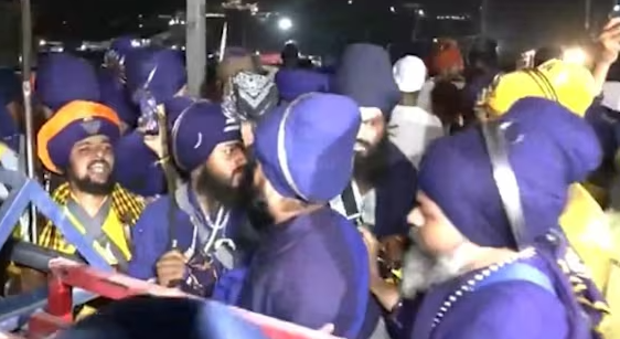 कुल्हाल बॉर्डर पर हालात सामान्य, वापस लौट चुके निहंग, ऑपरेशन ब्लू स्टार पर बयानबाजी के चलते यूकेडी नेता पर एफआईआर