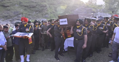 पंचतत्व में विलीन हुये शहीद बीरेश्वर, अंतिम दर्शनों के लिये उमड़ा जन सैलाब