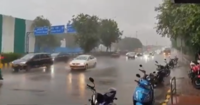 दिल्ली पहुंचा मानसून, कई इलाकों में भारी बारिश-आंधी से बिगड़ा मौसम, 60 की रफ्तार से तूफानी हवा