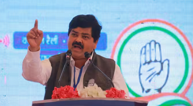 पिथौरागढ़ में कांग्रेस को झटका, तीन बड़े नेता छह साल के लिए पार्टी से निष्कासित