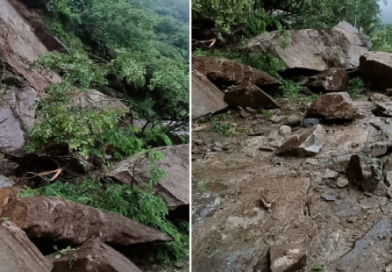 रोकी गई केदारनाथ यात्रा, पैदल मार्ग पर बोल्डर गिरे, श्रद्धालुओं को आगे जाने से रोका