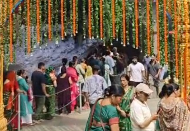 मैदानों में सावन का पहला सोमवार, देहरादून के टपकेश्वर महादेव सहित शिवालयों में उमड़ी भक्तों की भीड़