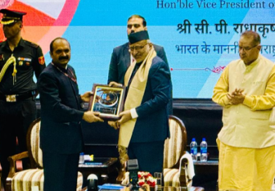 एलबीएस अकादमी पहुंचे उपराष्ट्रपति, आईएएस प्रोफेशनल कोर्स के समापन समारोह में की शिरकत