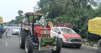 मोहाली बॉर्डर पर हजारों ट्रैक्टर के साथ डटे किसान, लंबी लड़ाई की तैयारी