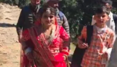 मायके से बरात लेकर ससुराल पहुंची दुल्हन, पैदल तय किया 18 किमी का सफर